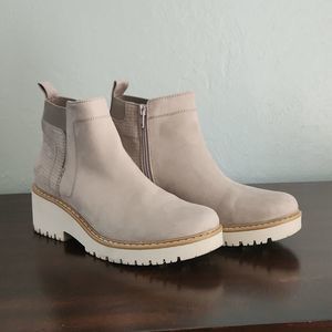 💥 5 for $25!! Gray Boots